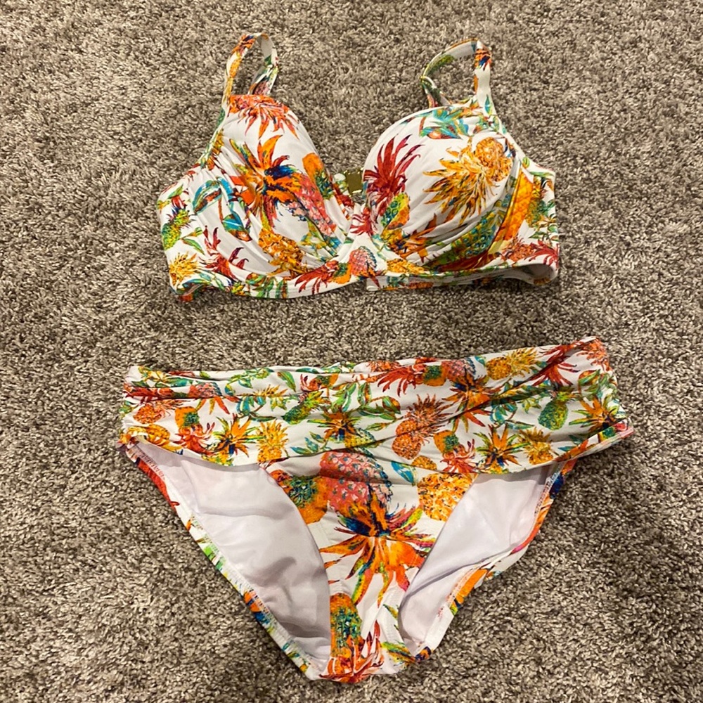 Bleu Rod Beattie D top 8 bottoms